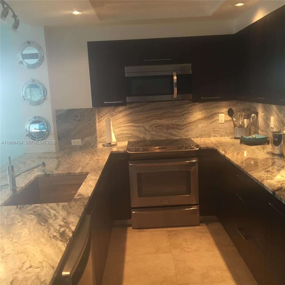 6917 Collins Ave 1002 photo 10