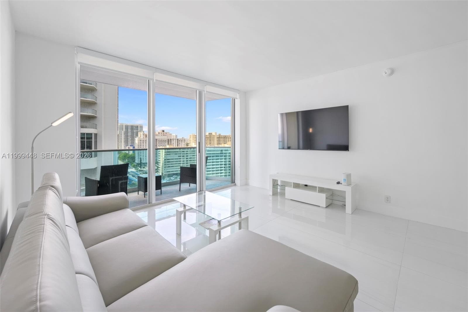 4001 S Ocean Dr 15B photo 2