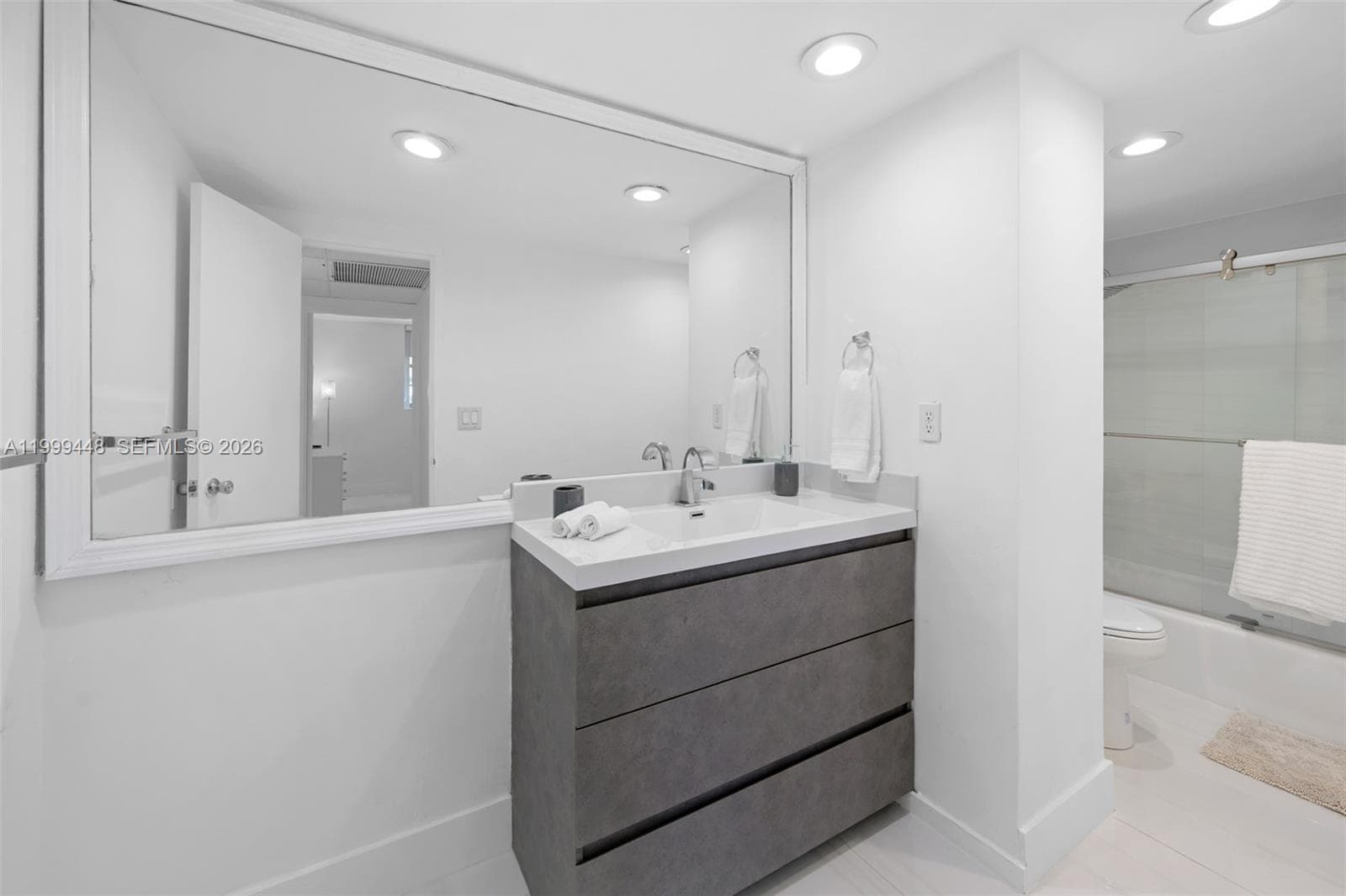 4001 S Ocean Dr 15B photo 14