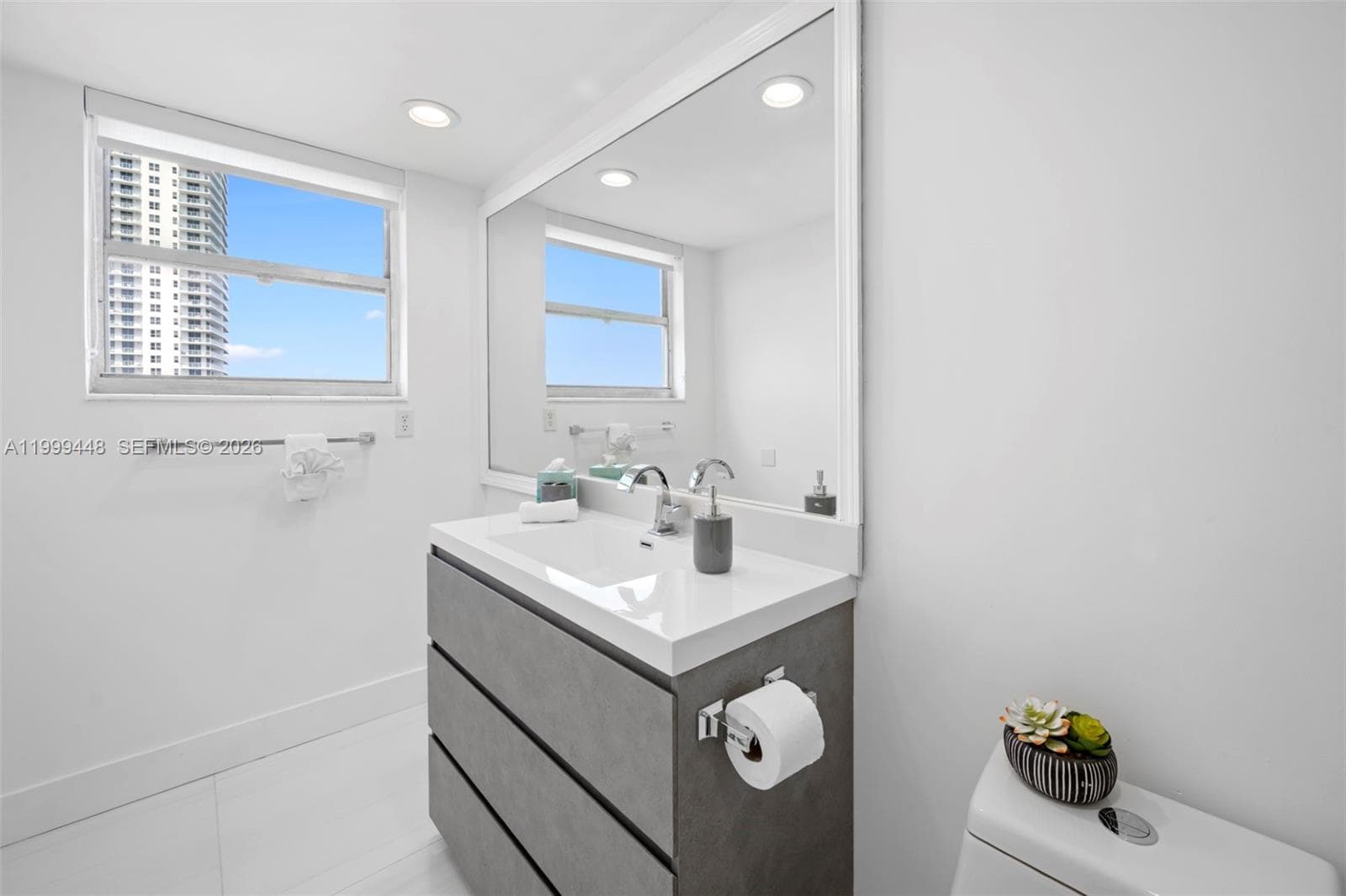 4001 S Ocean Dr 15B photo 21