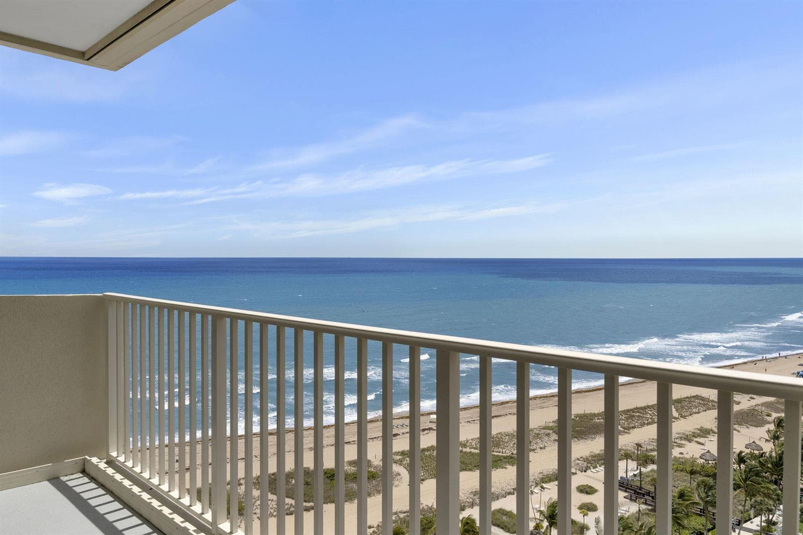 750 N Ocean Boulevard Apt 1904 photo 2
