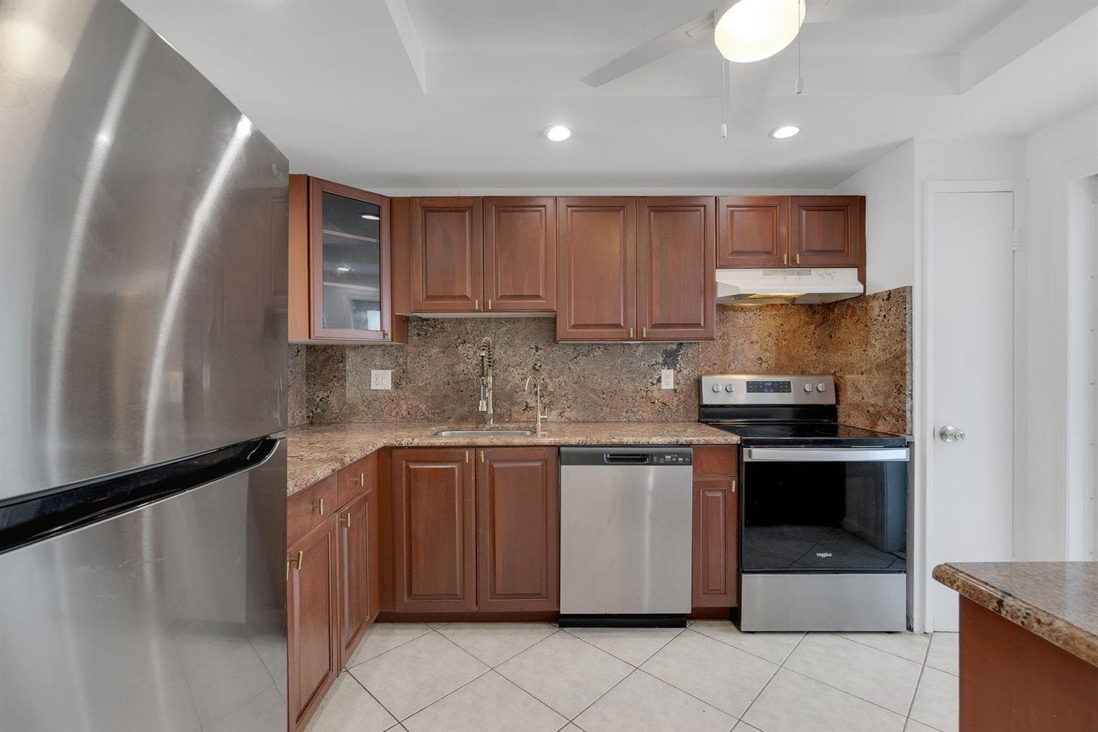 750 N Ocean Boulevard Apt 1904 photo 12