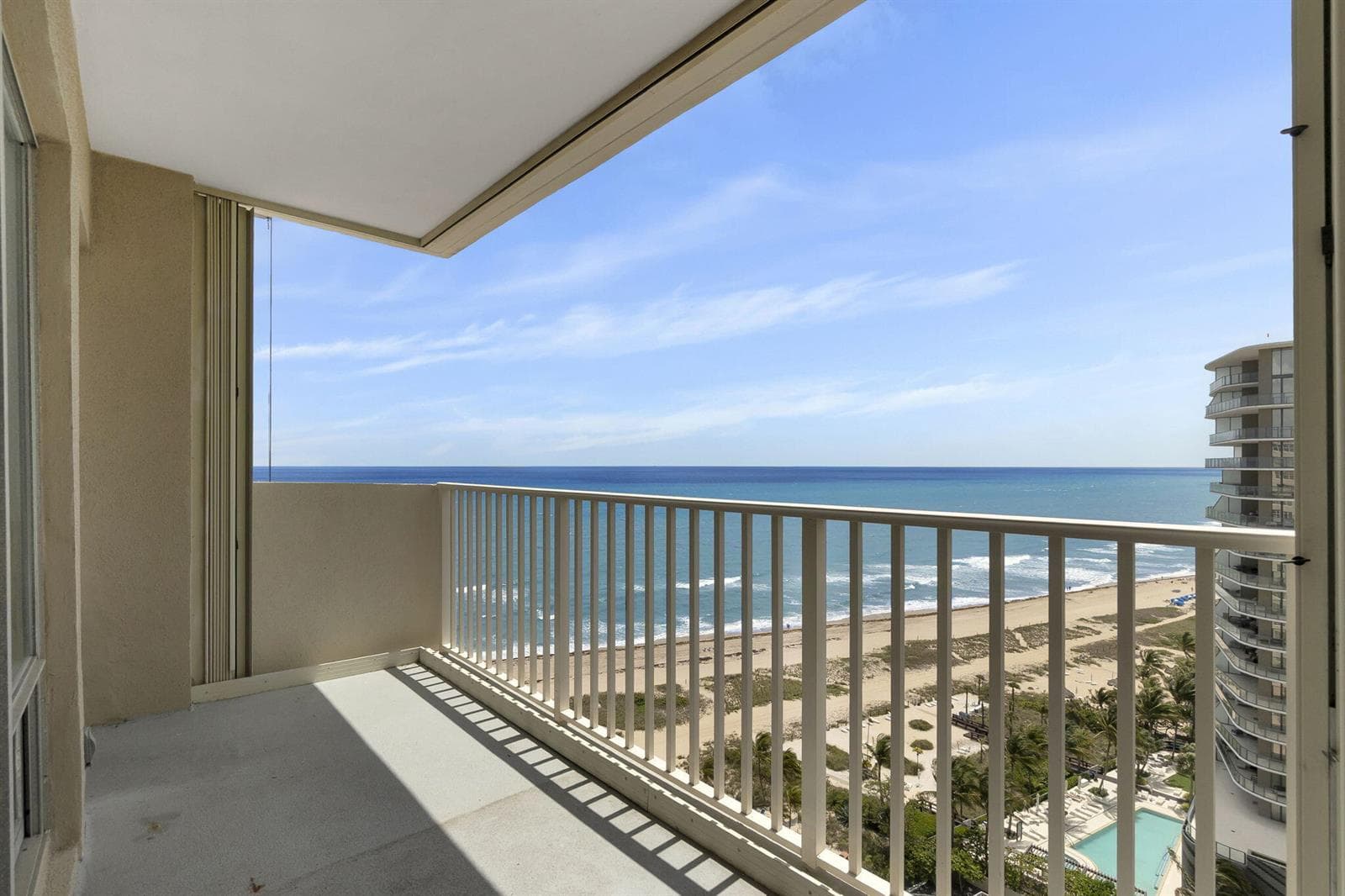 750 N Ocean Boulevard Apt 1904 photo 4