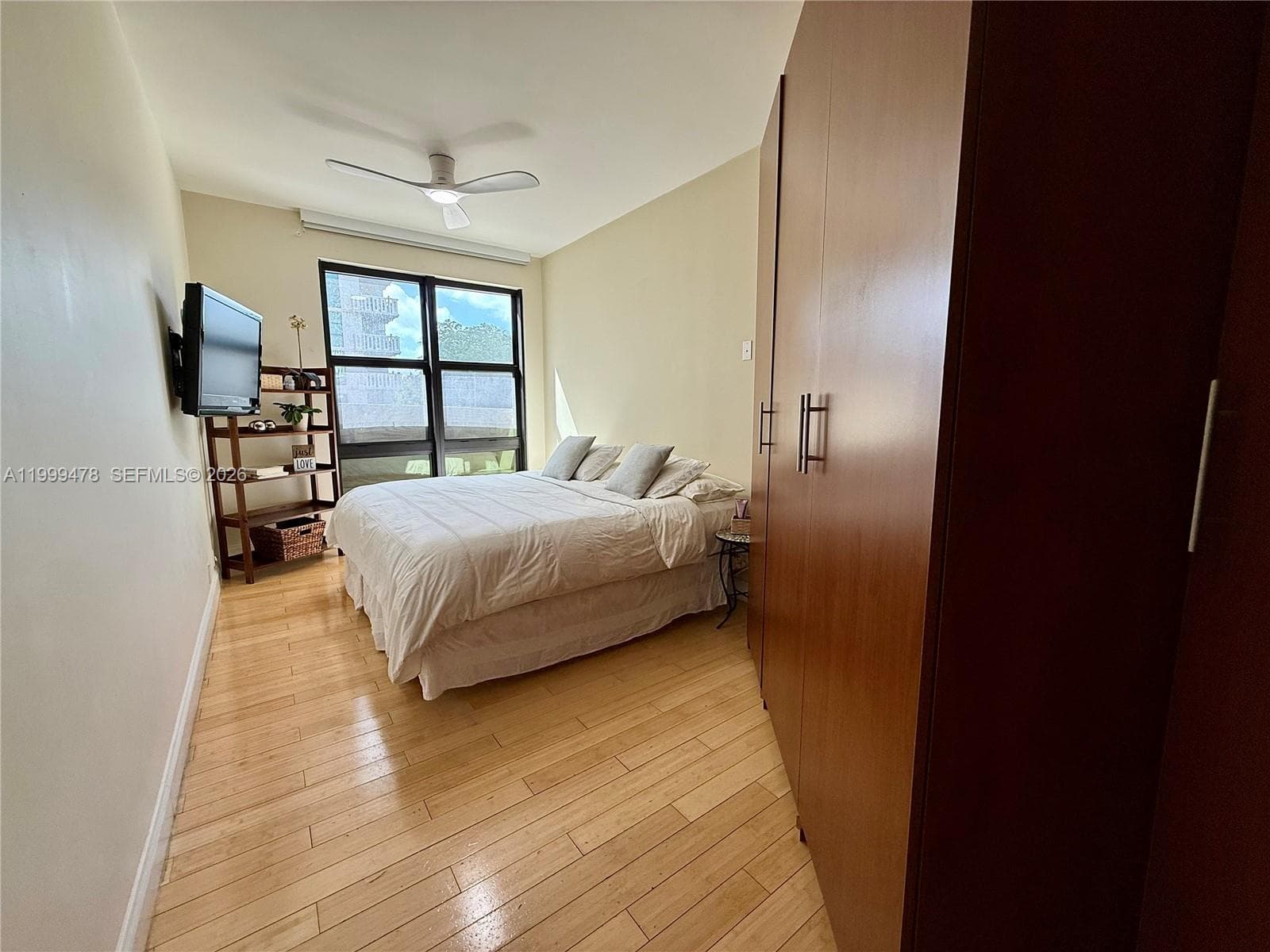 1121 Crandon Blvd E107 photo 13