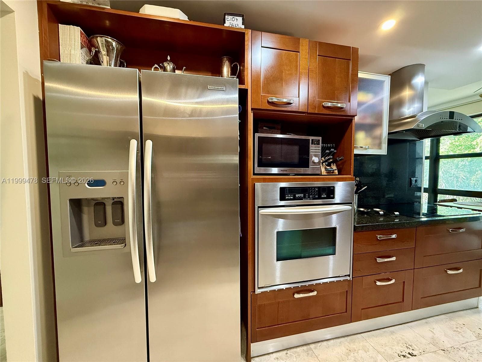 1121 Crandon Blvd E107 photo 5