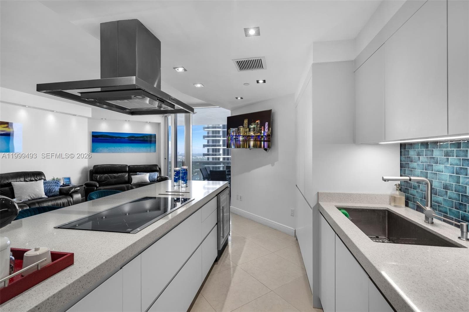 4775 Collins Ave 3608 photo 8