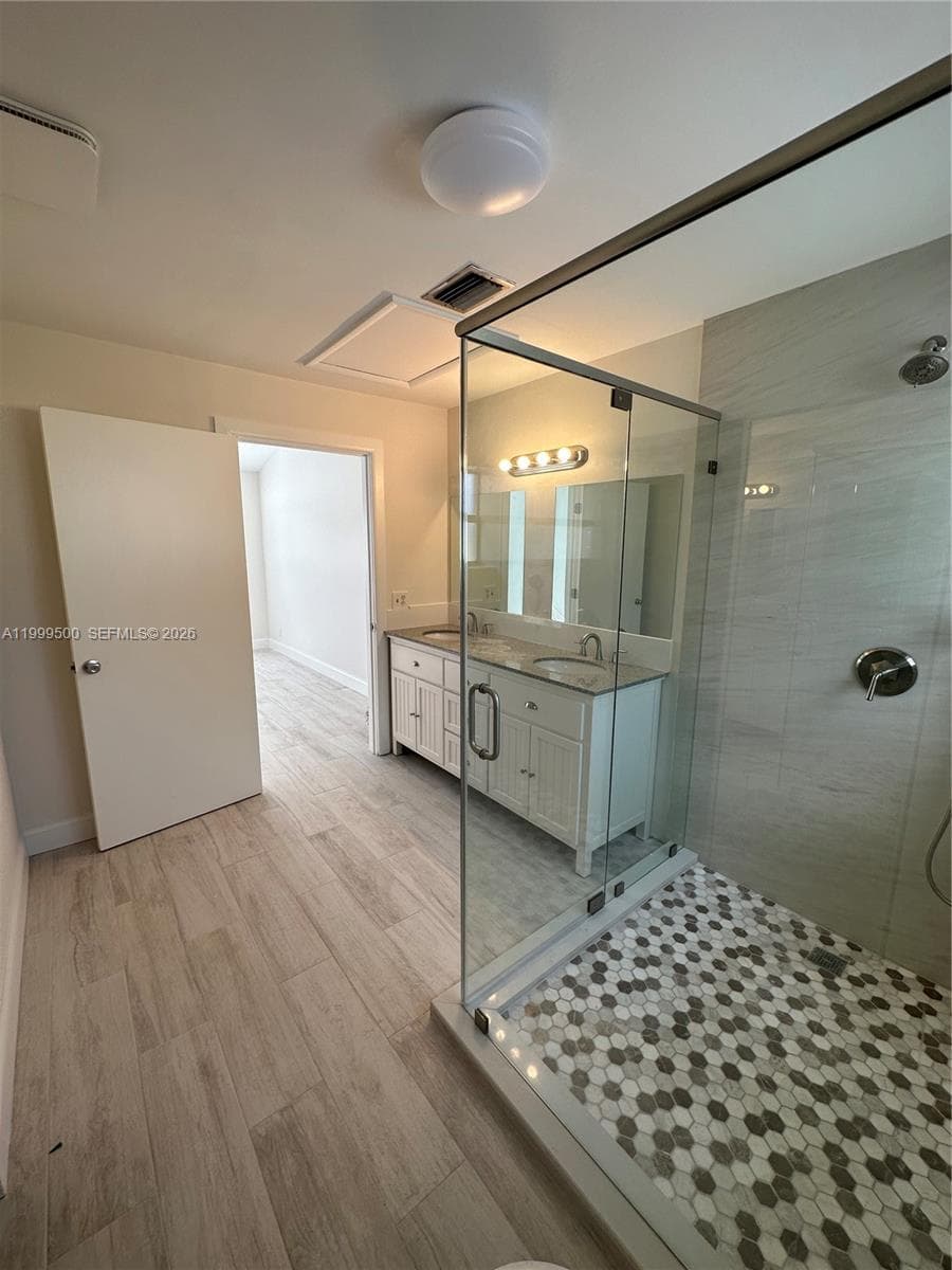 9841 Ridgecreek Rd photo 14