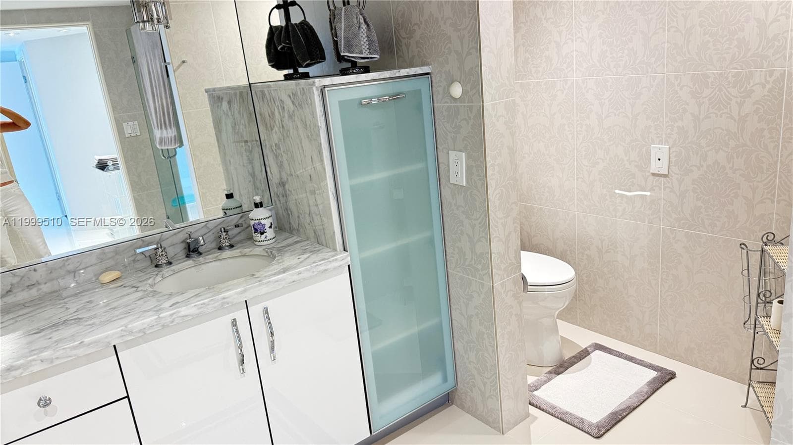 19707 Turnberry Way TH-6 photo 16