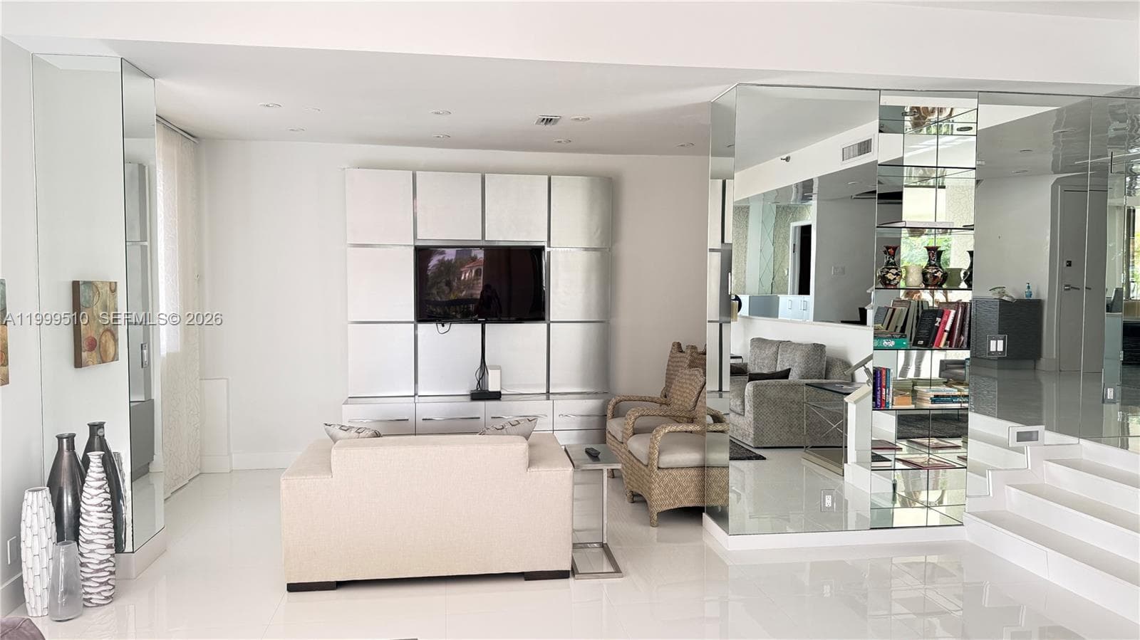 19707 Turnberry Way TH-6 photo 5