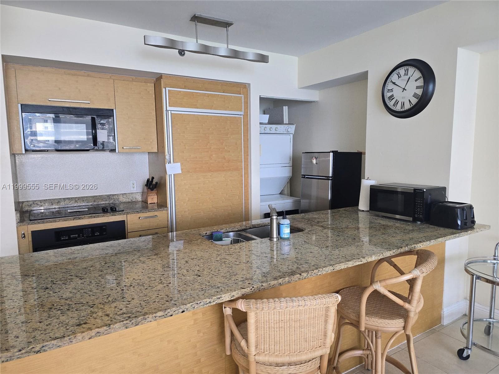 1830 Ocean Dr 4309 photo 8