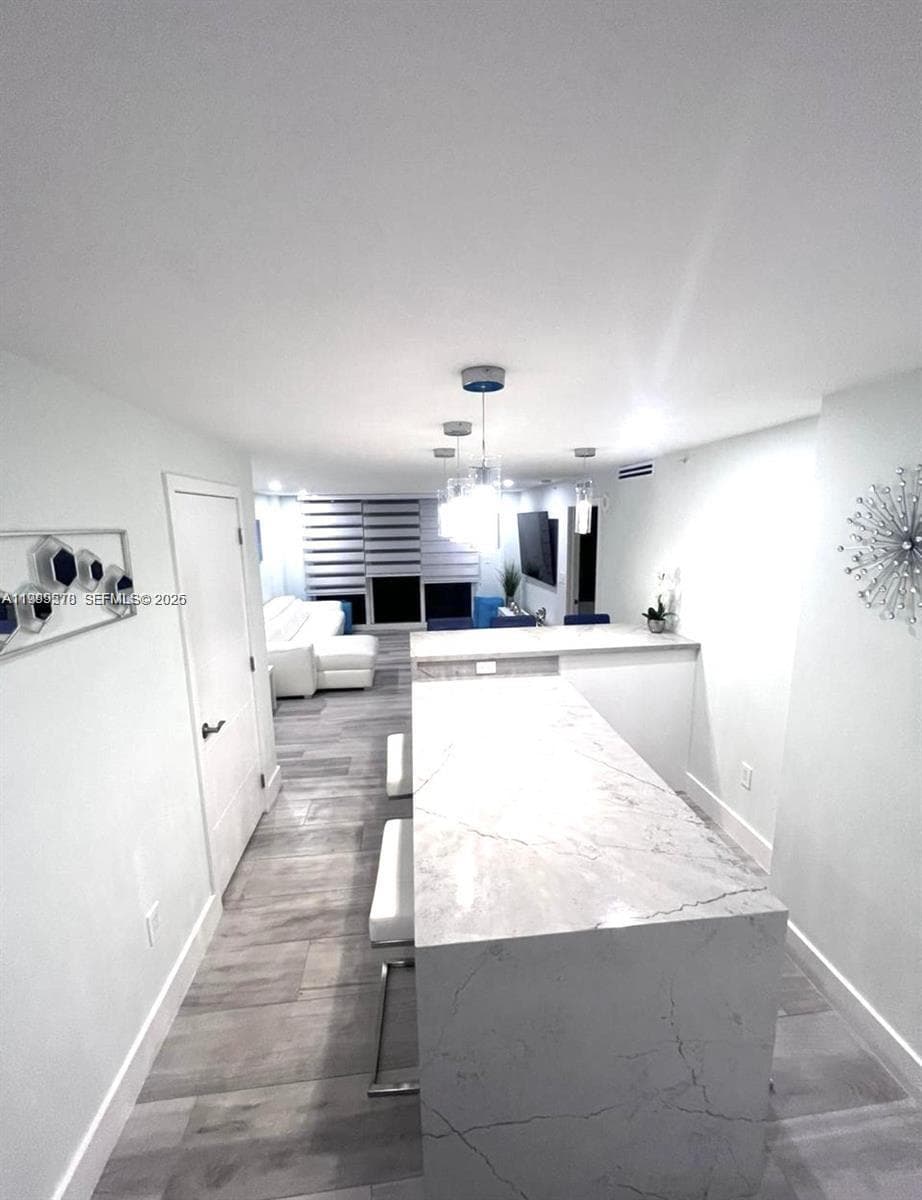 6917 Collins Ave 806 photo 19