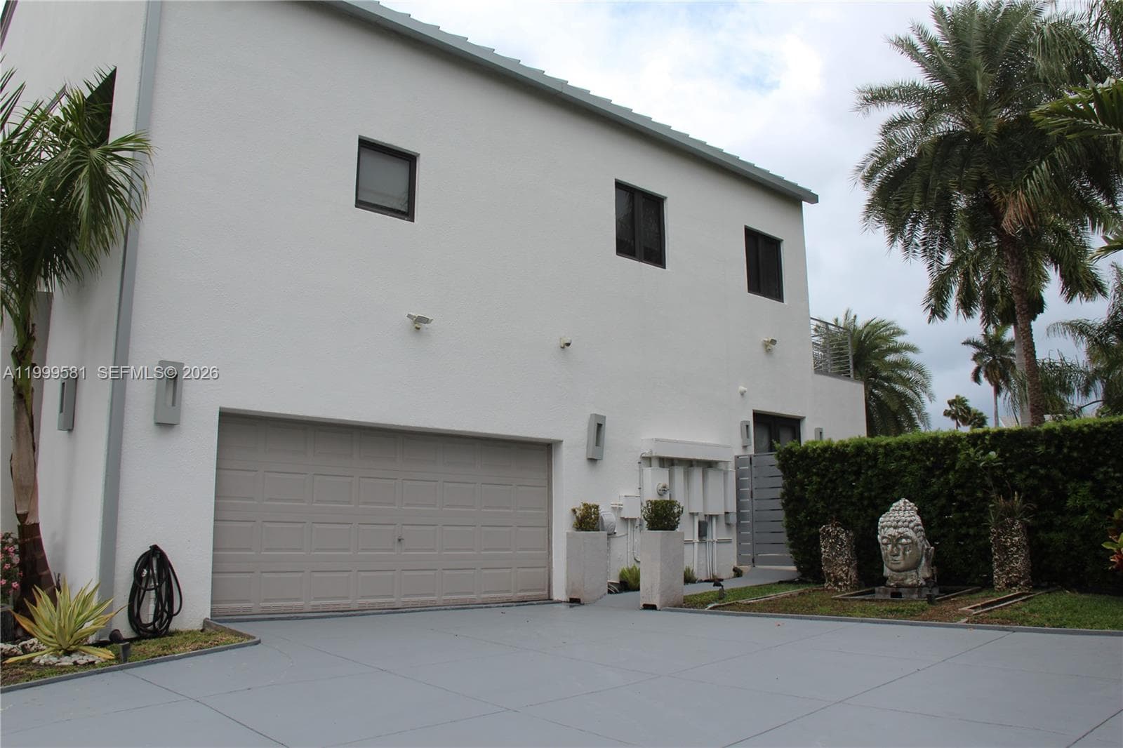 540 Lido Dr photo 2