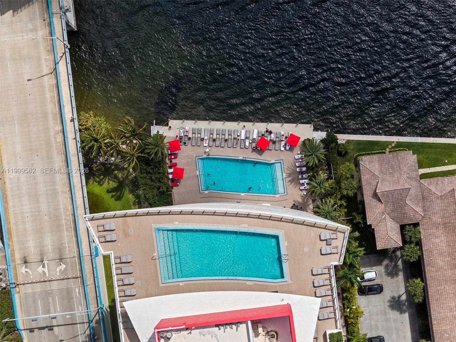 2602 Hallandale Beach Blvd R1207 photo 3