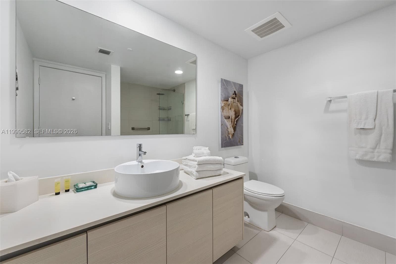 2602 Hallandale Beach Blvd R1207 photo 20