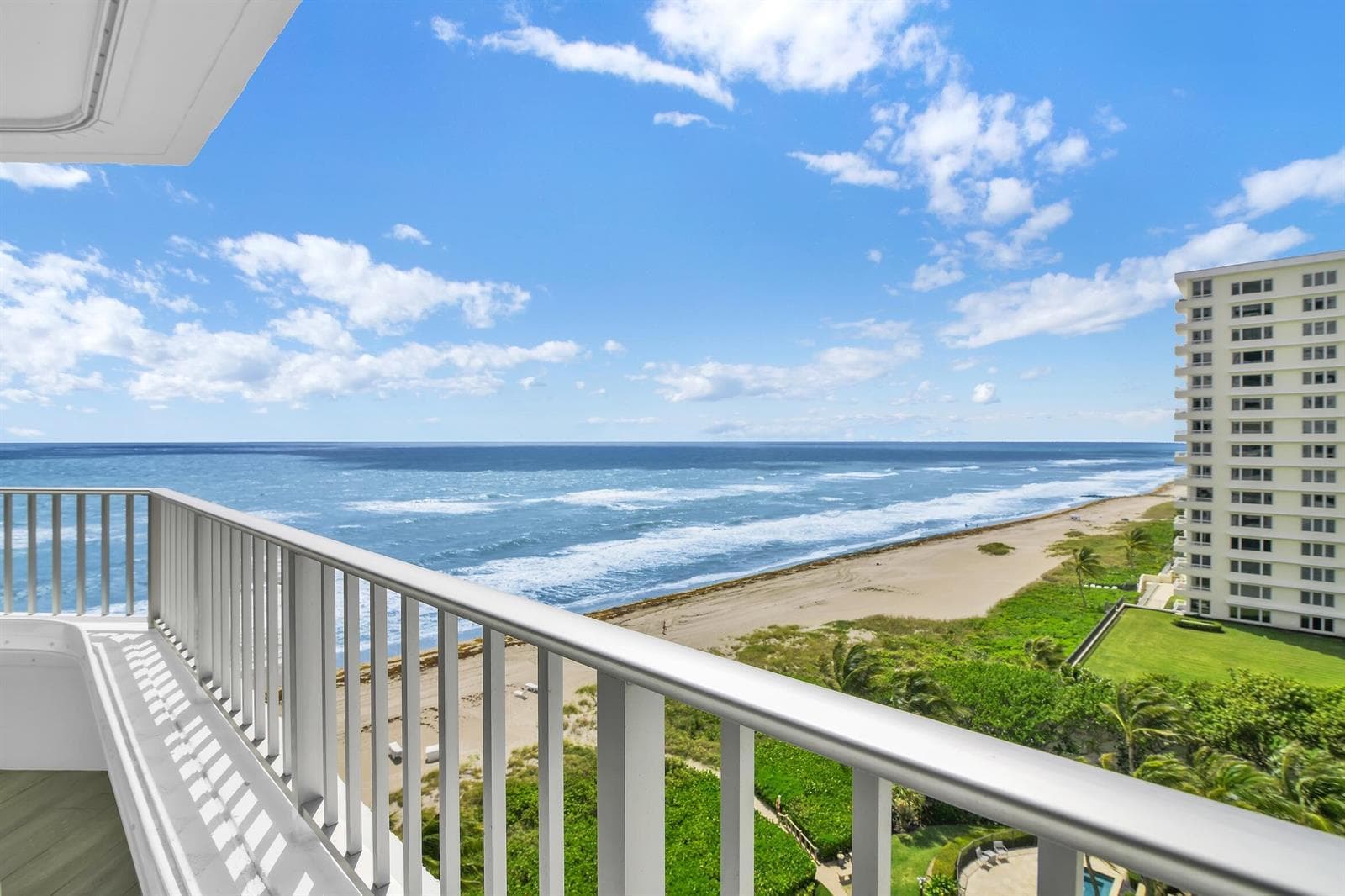 550 S Ocean Boulevard 1004 photo 2