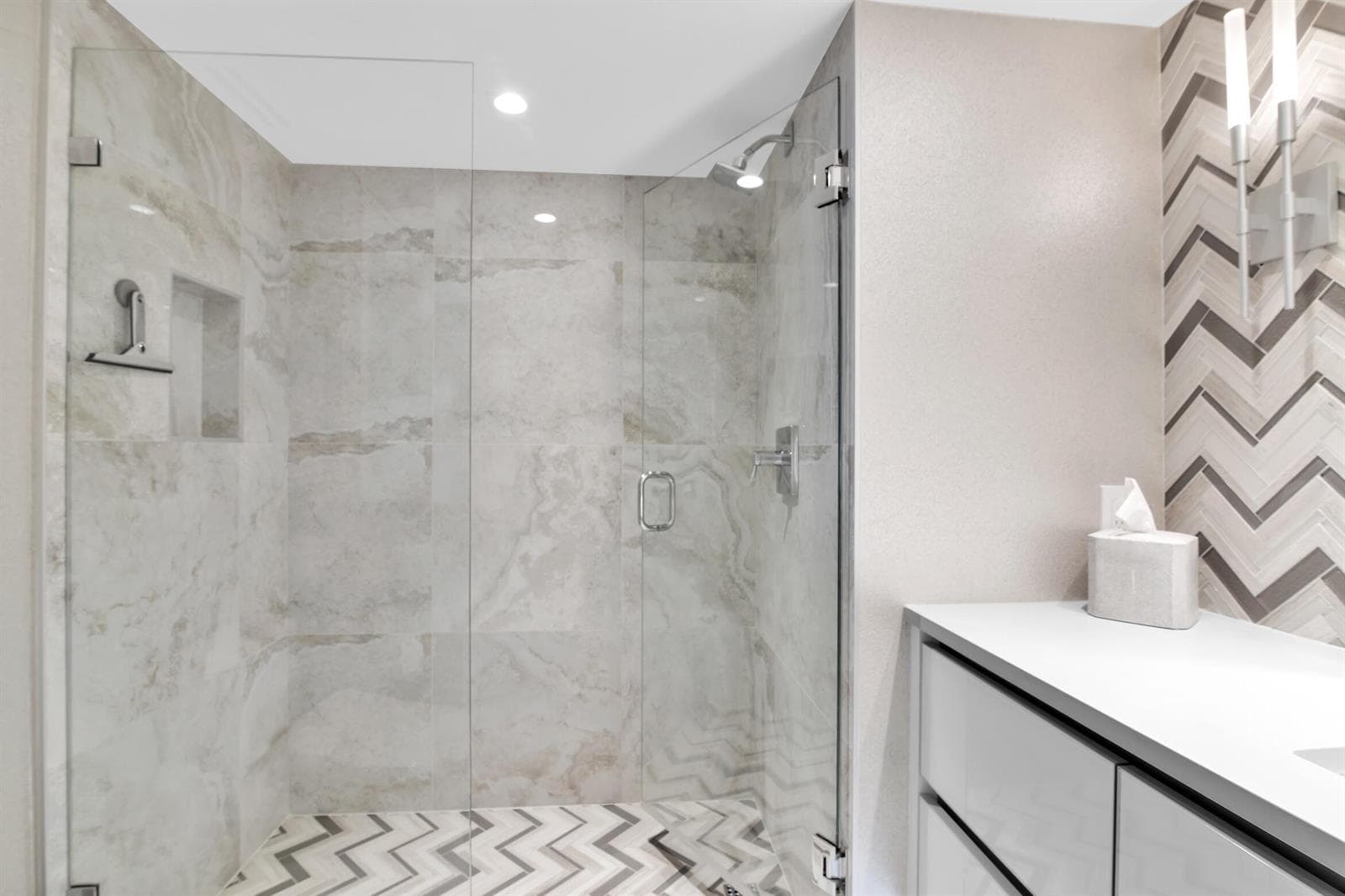 550 S Ocean Boulevard 1004 photo 22
