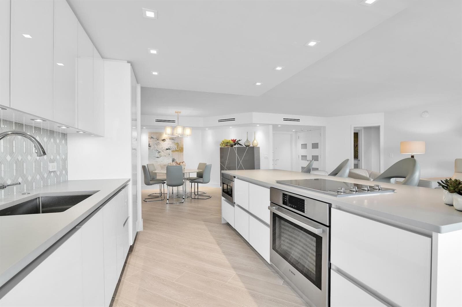 550 S Ocean Boulevard 1004 photo 7