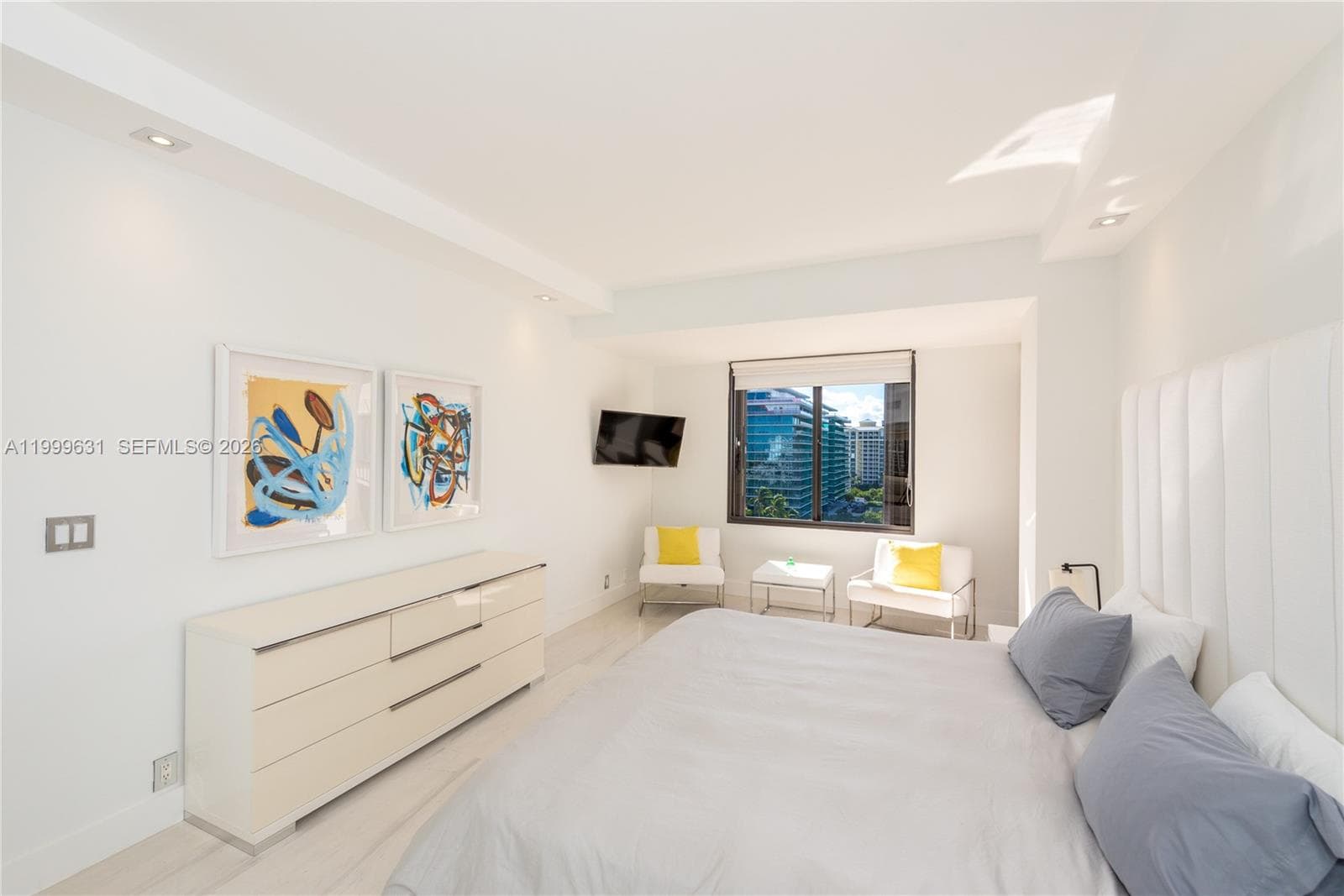 201 Crandon Blvd 923 photo 13