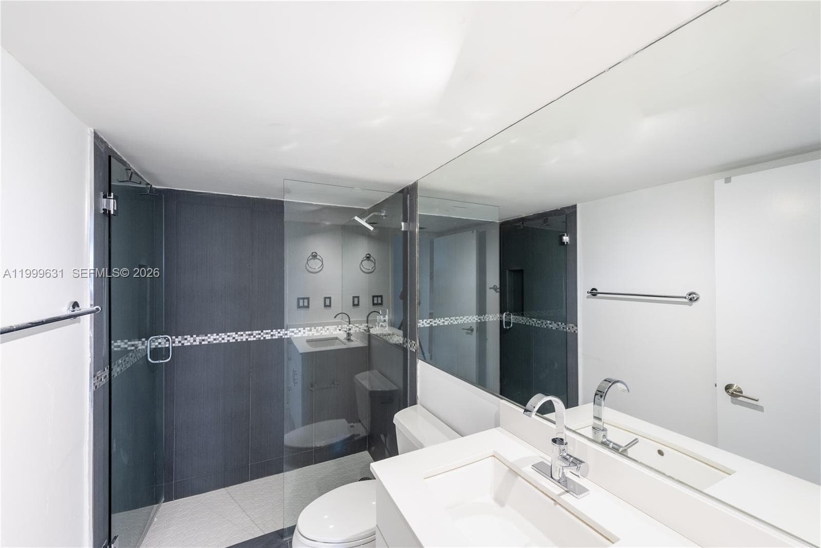 201 Crandon Blvd 923 photo 16