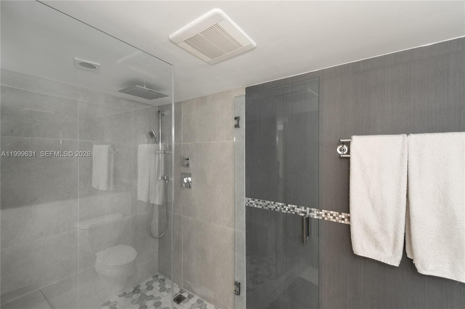 201 Crandon Blvd 923 photo 20