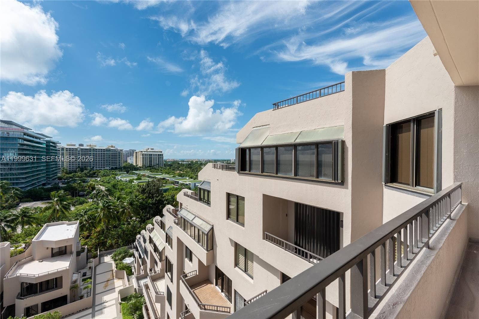 201 Crandon Blvd 923 photo 24