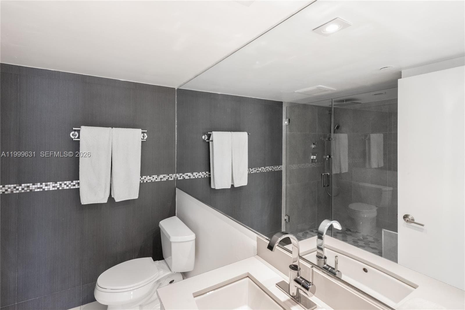 201 Crandon Blvd 923 photo 21