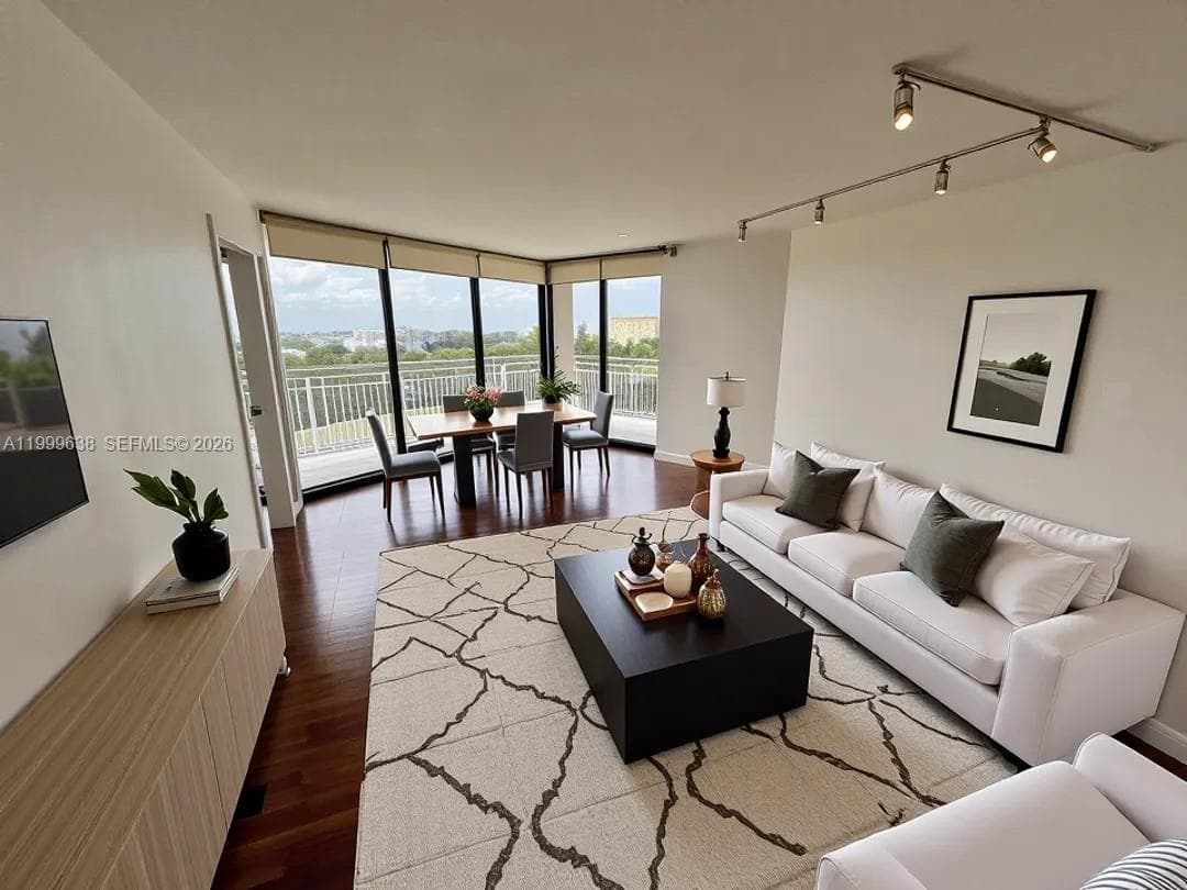 1000 Quayside Ter 1009 photo 1