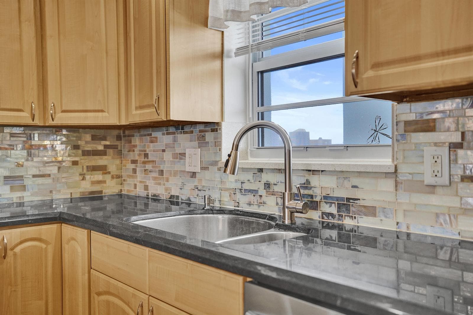 3051 NE 48th Street 702 photo 11
