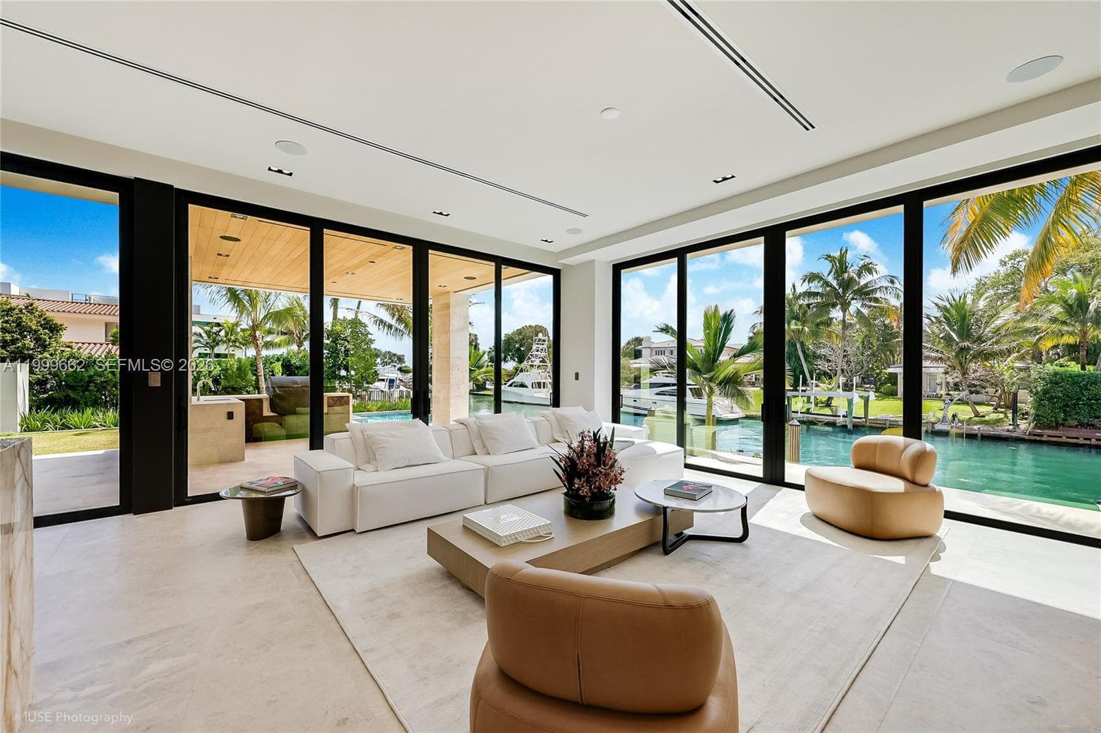 770 Lake Rd photo 16