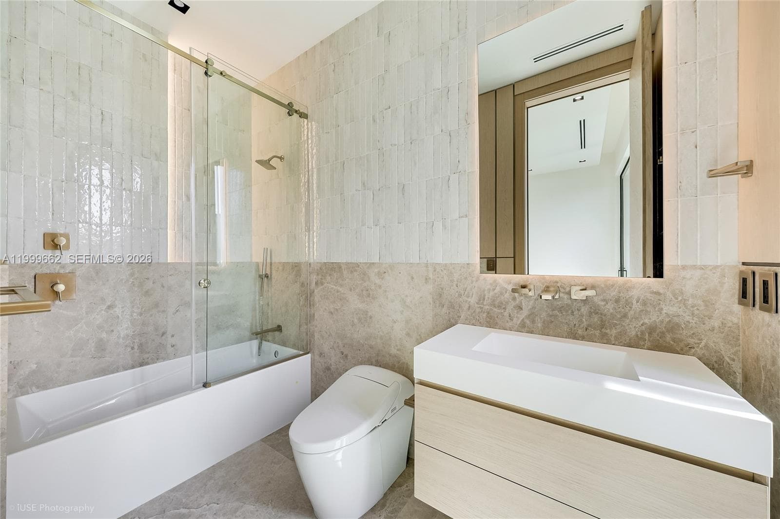 770 Lake Rd photo 25