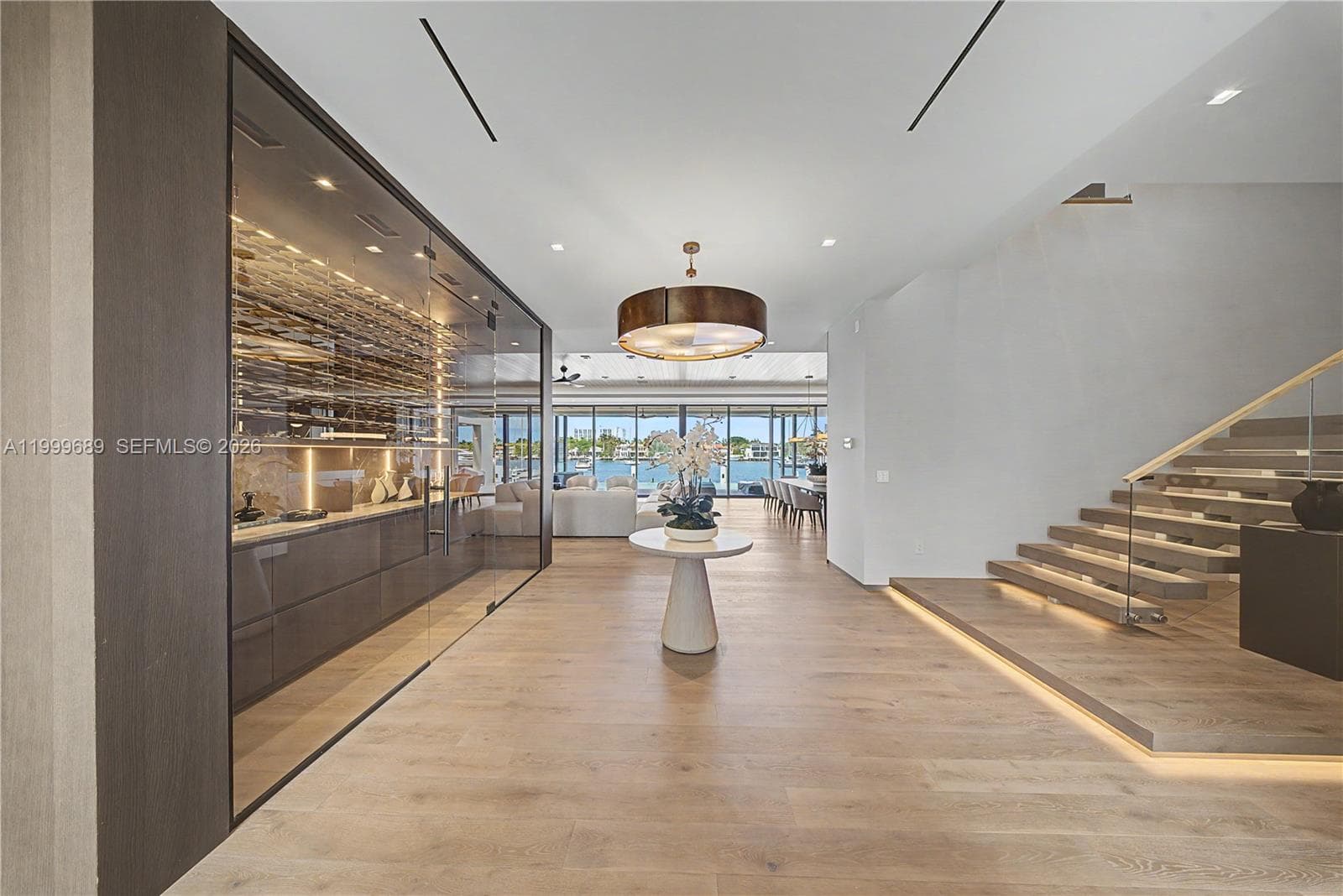 1400 Lake Dr photo 15