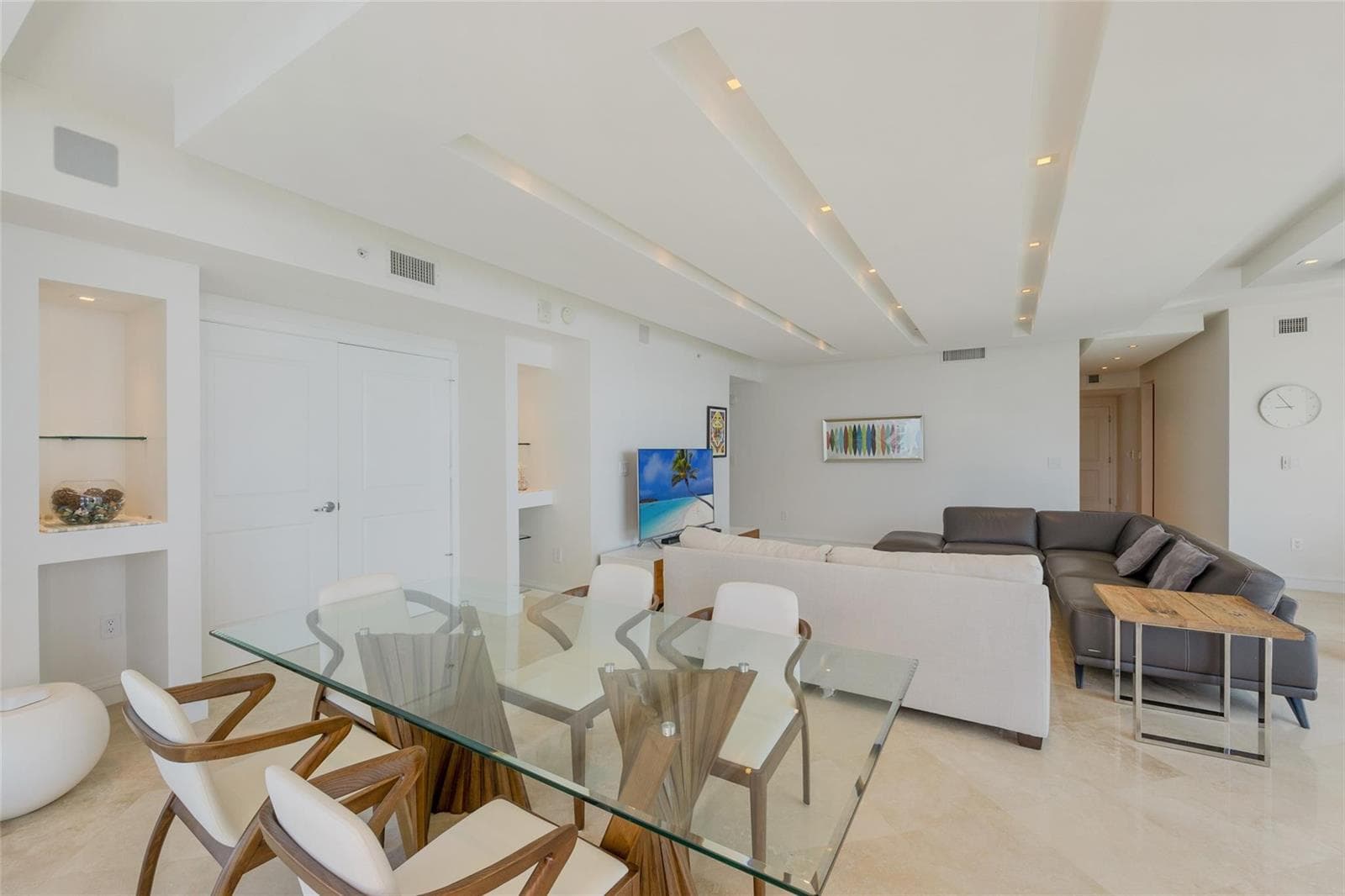 3101 S Ocean Drive 902 photo 6