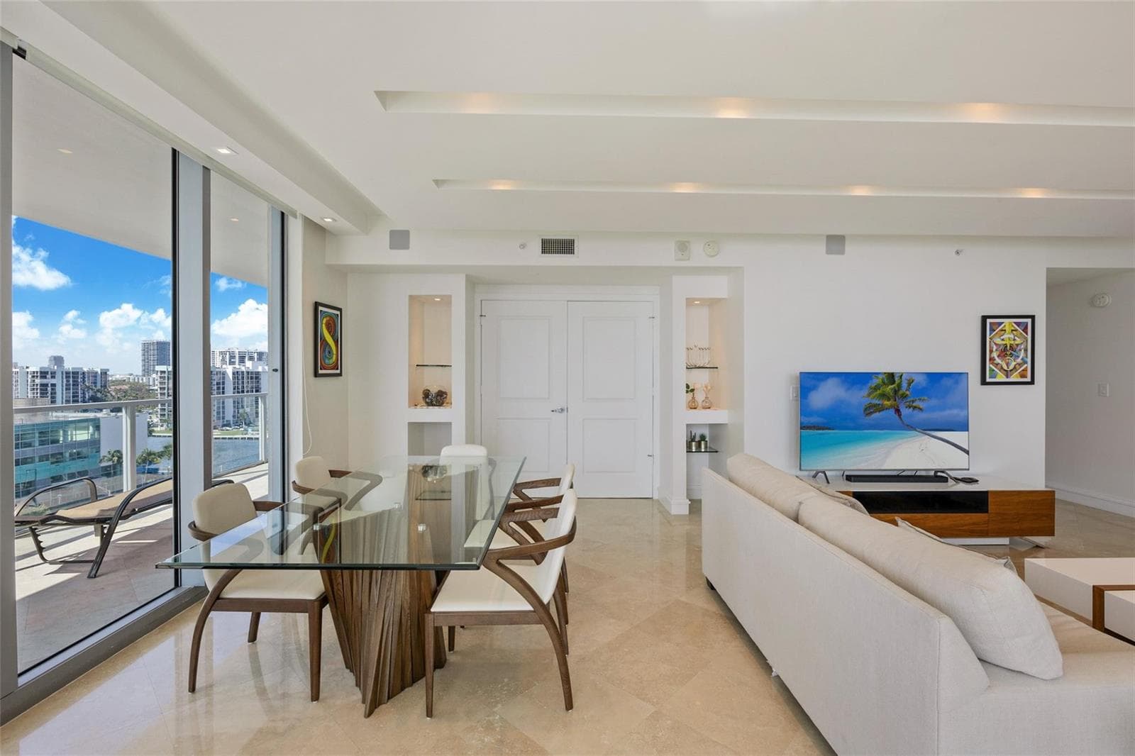 3101 S Ocean Drive 902 photo 5