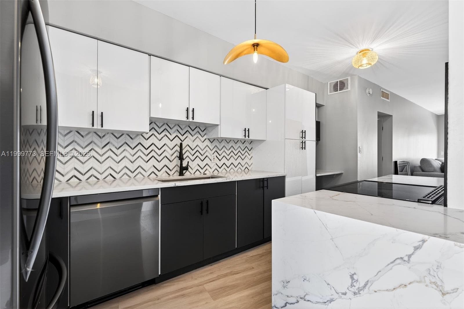 2500 Diana Dr 216 photo 5