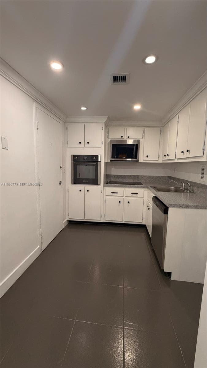 1865 79th St Cswy 8E photo 6