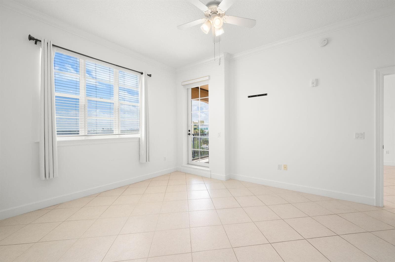20 Orange Avenue Apt 411 photo 17