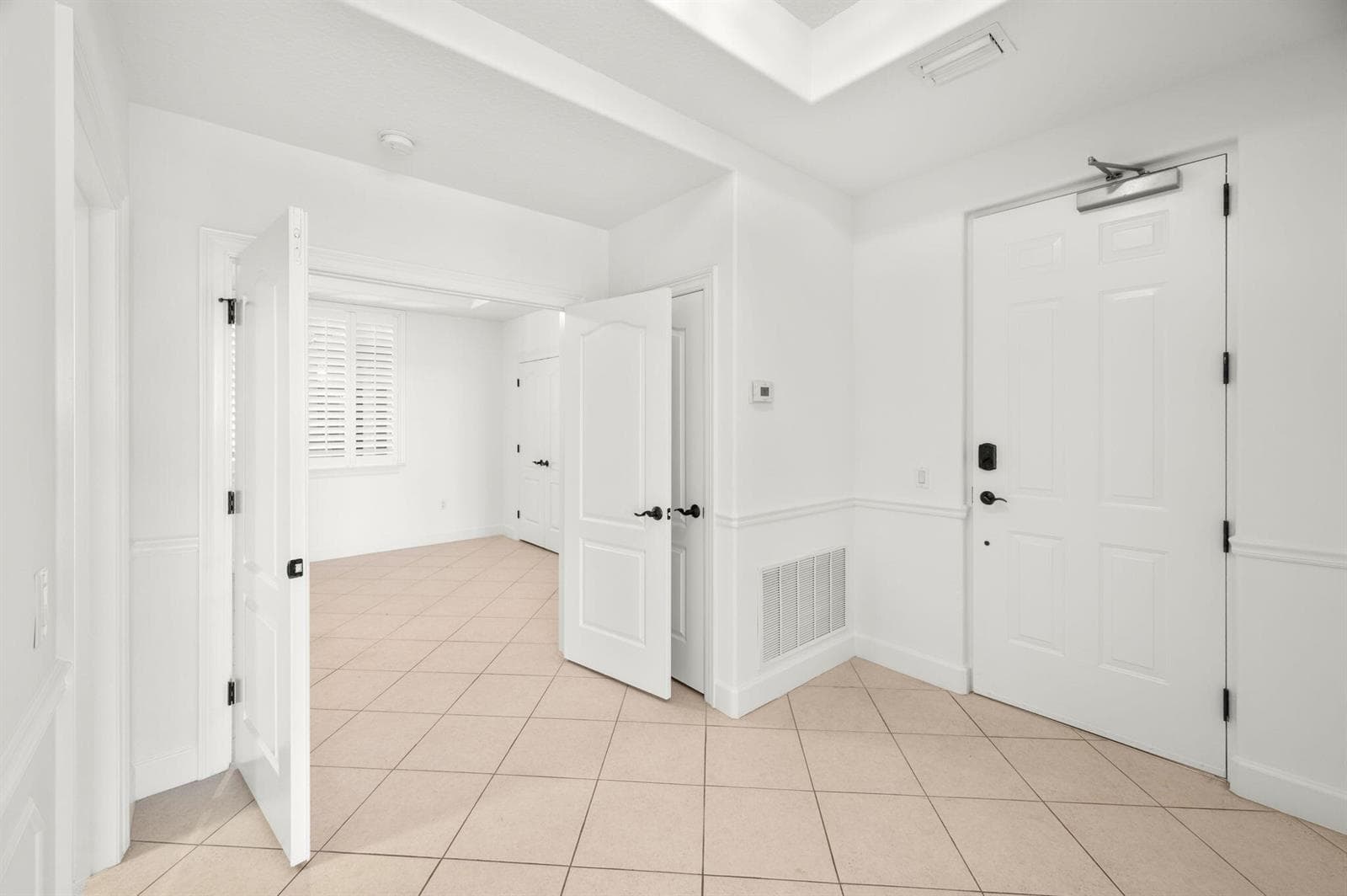 20 Orange Avenue Apt 411 photo 5