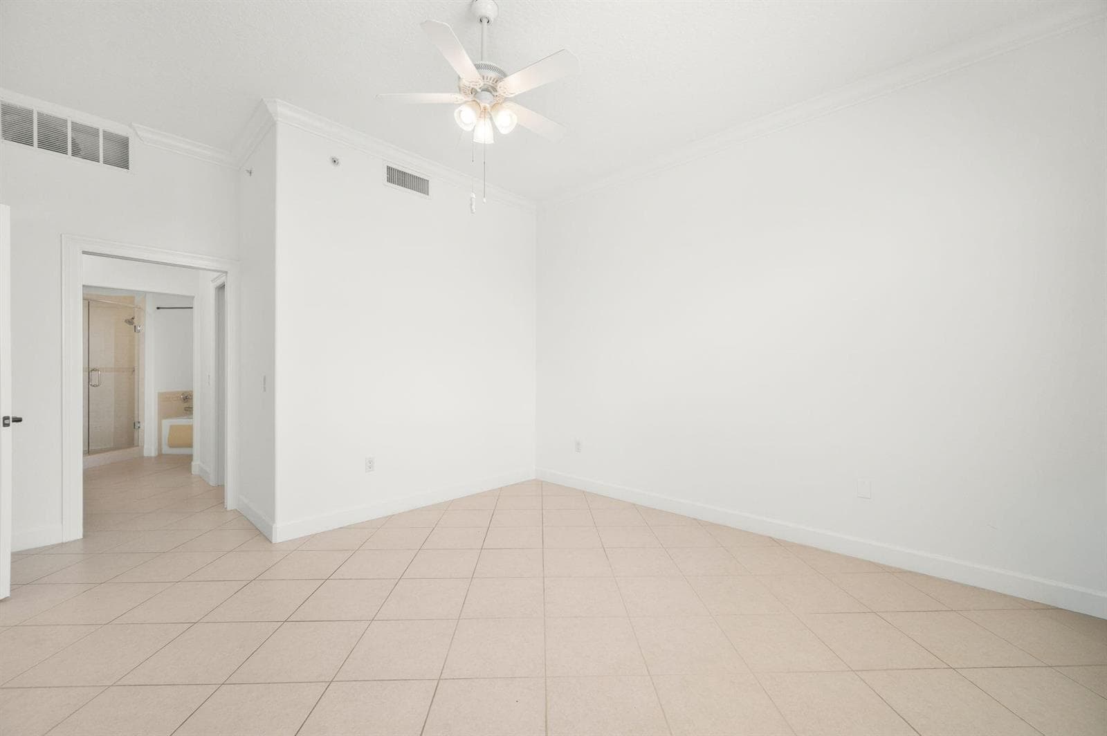 20 Orange Avenue Apt 411 photo 18