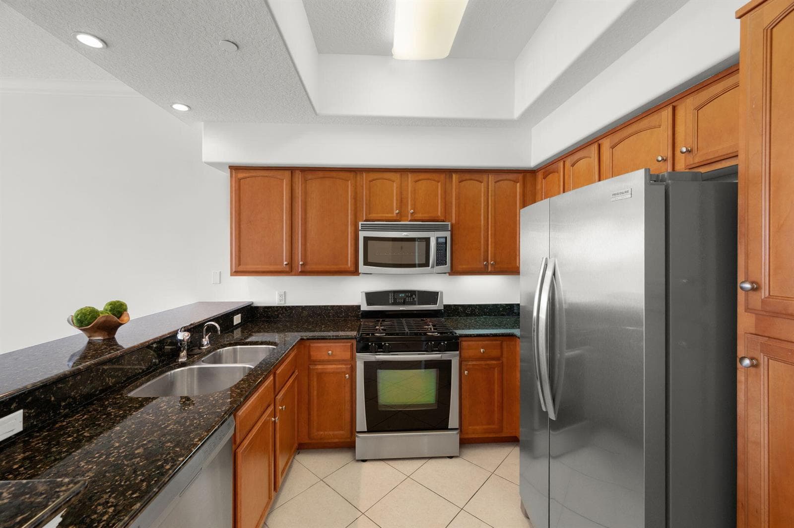 20 Orange Avenue Apt 411 photo 11