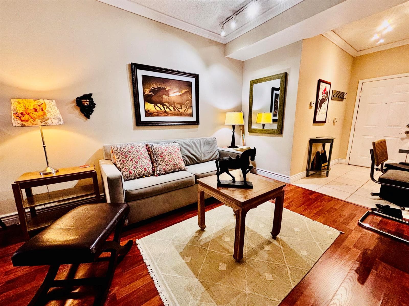 2060 Greenview Shores Boulevard 303 photo 4