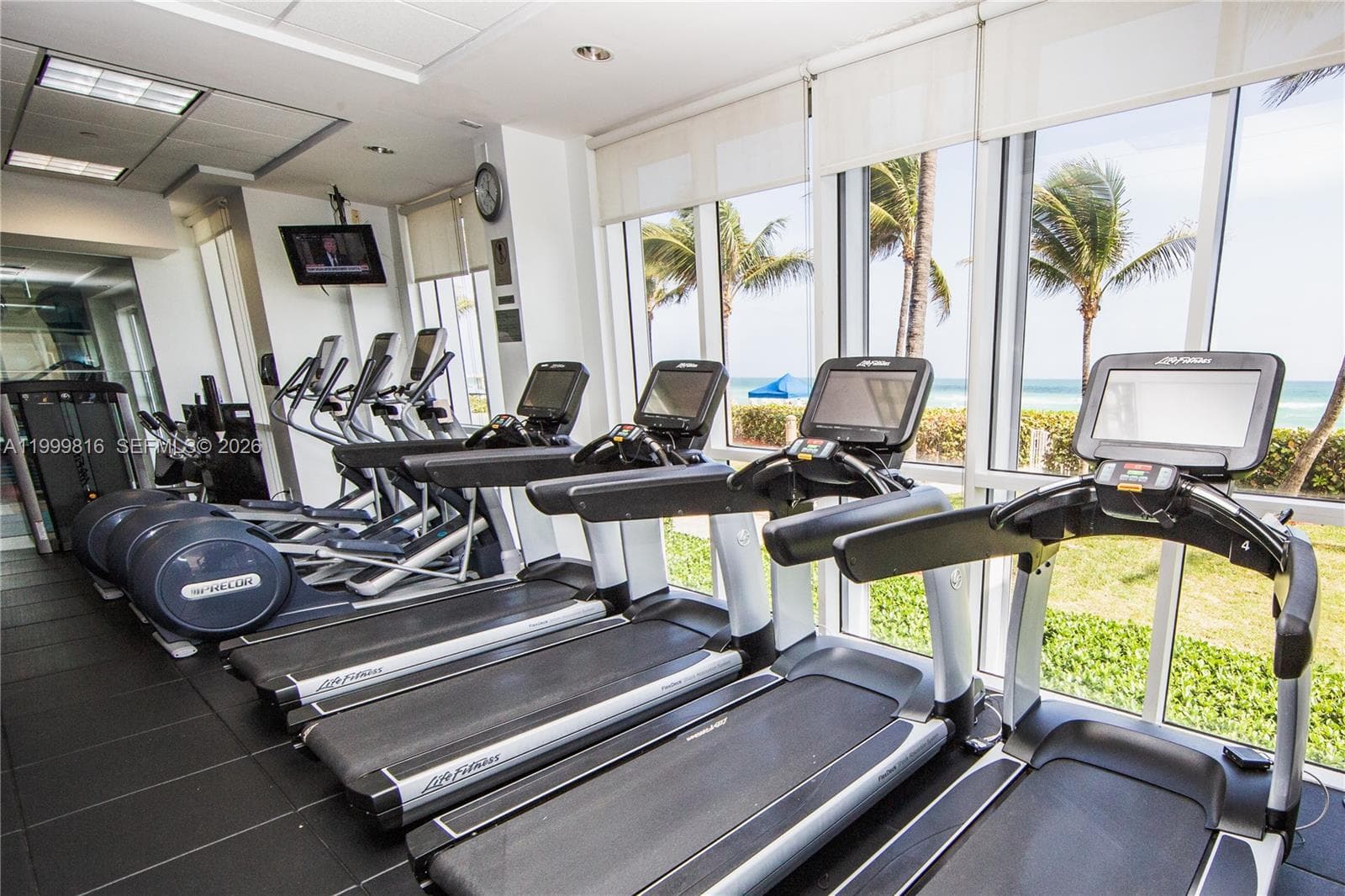 16500 Collins Ave 554 photo 23