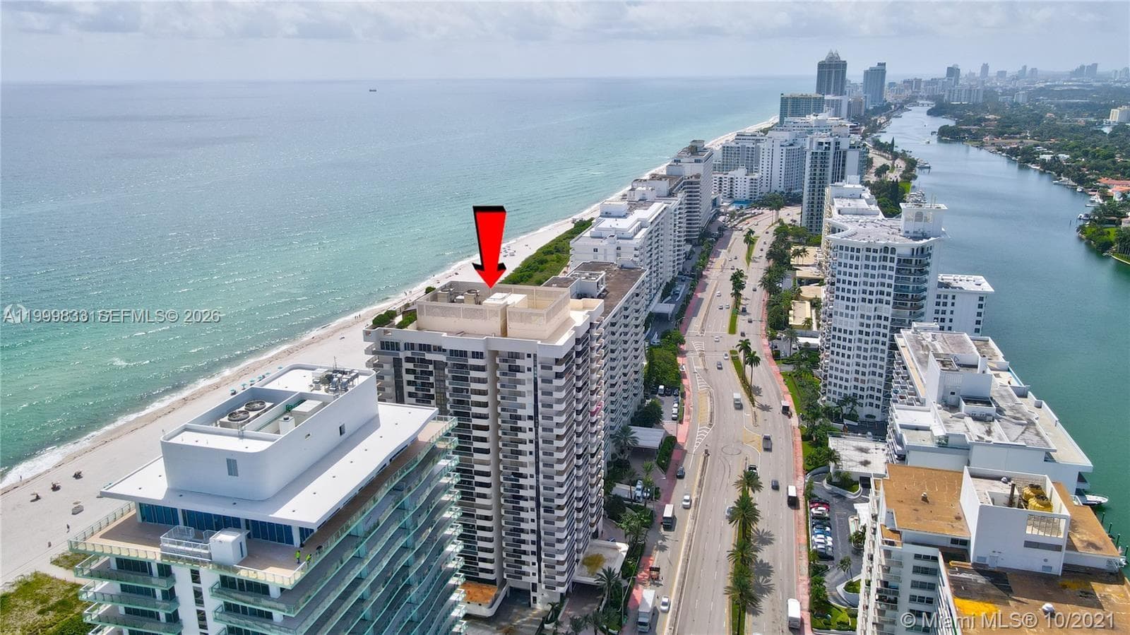 5757 Collins Ave 1003 photo 2