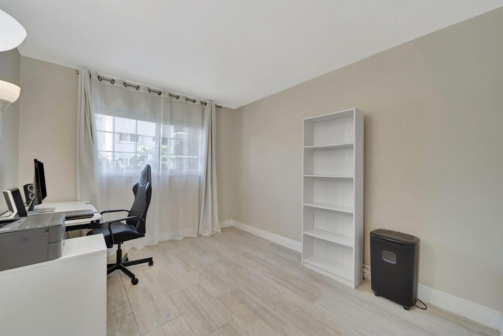 3000 NE 5th Terrace 109-a photo 8