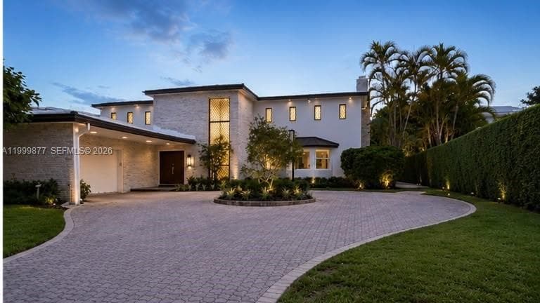 4403 Palm Ln photo 1