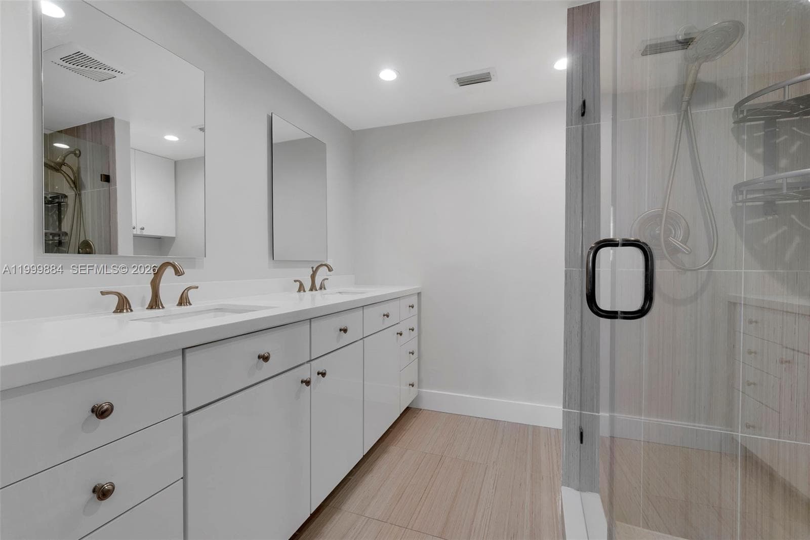 3050 48th St 208 photo 22