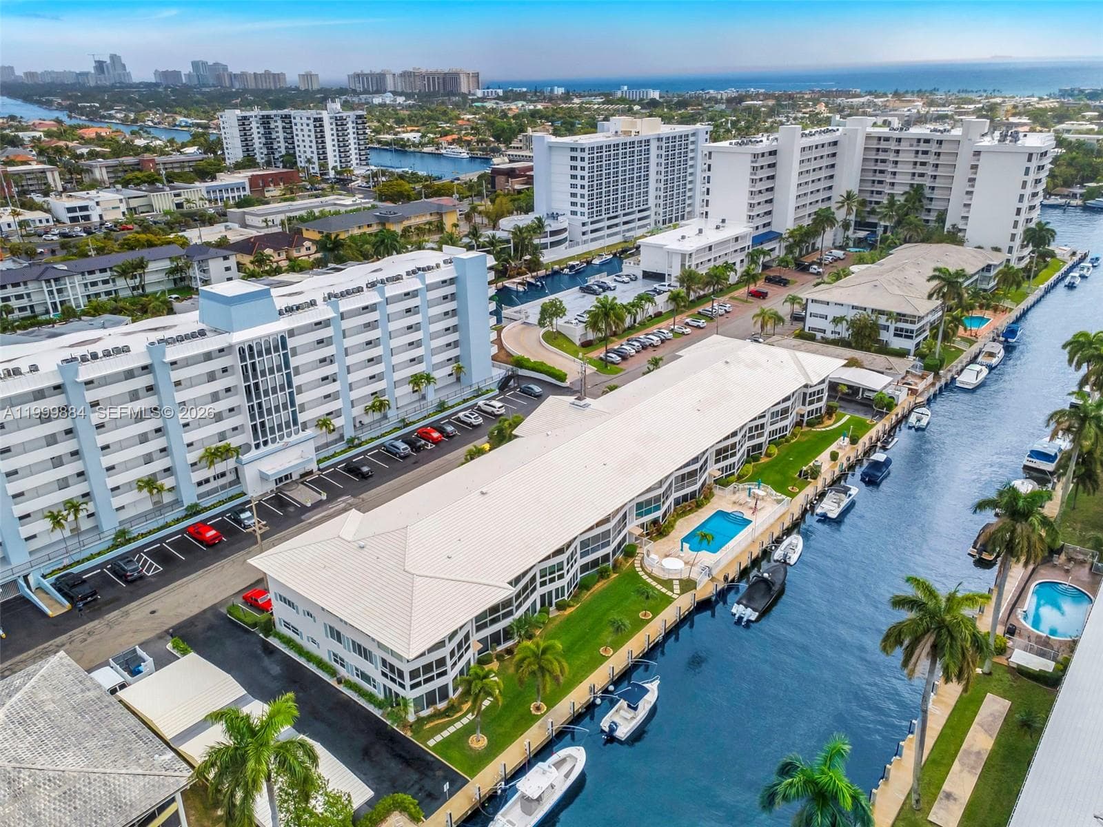 3050 48th St 208 photo 1