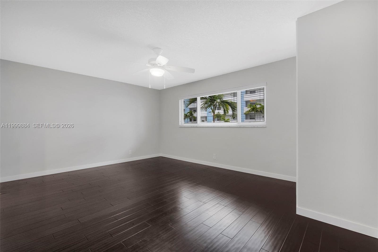 3050 NE 48th St 208 photo 19