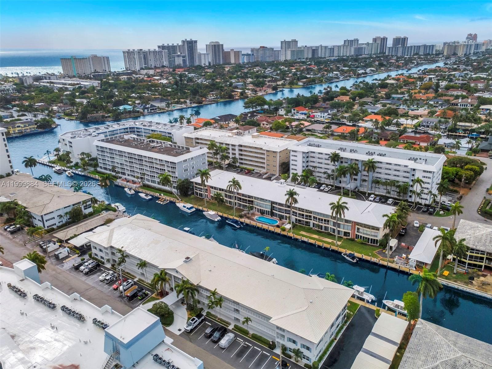 3050 48th St 208 photo 4