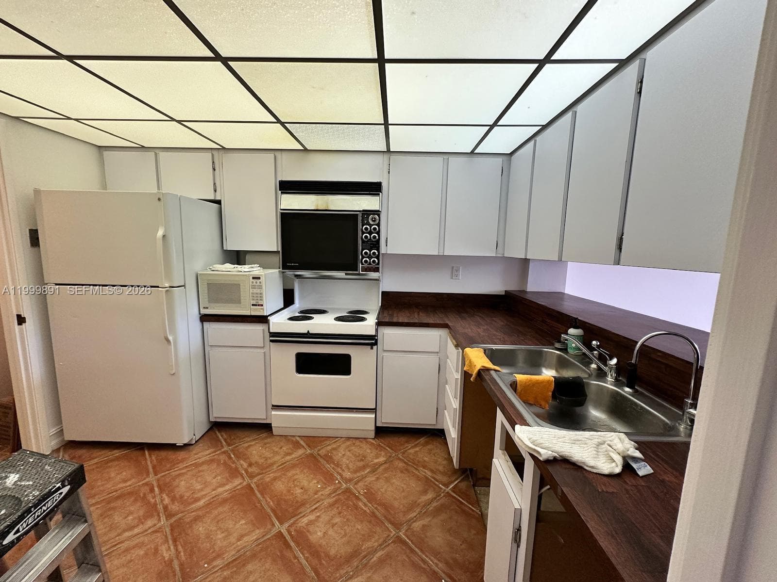 201 Crandon Blvd 304 photo 7