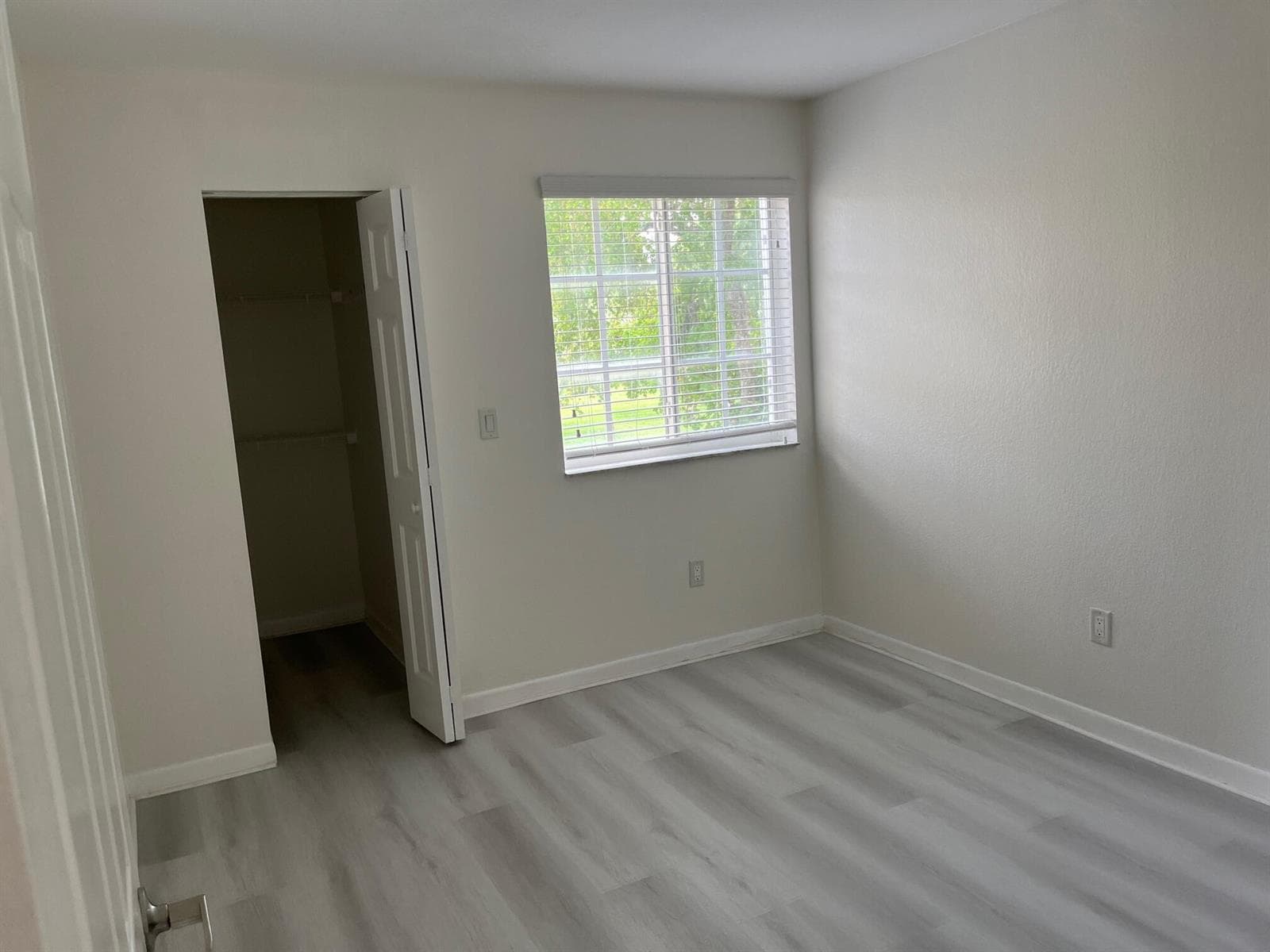 103 Yacht Club Way 101 photo 13